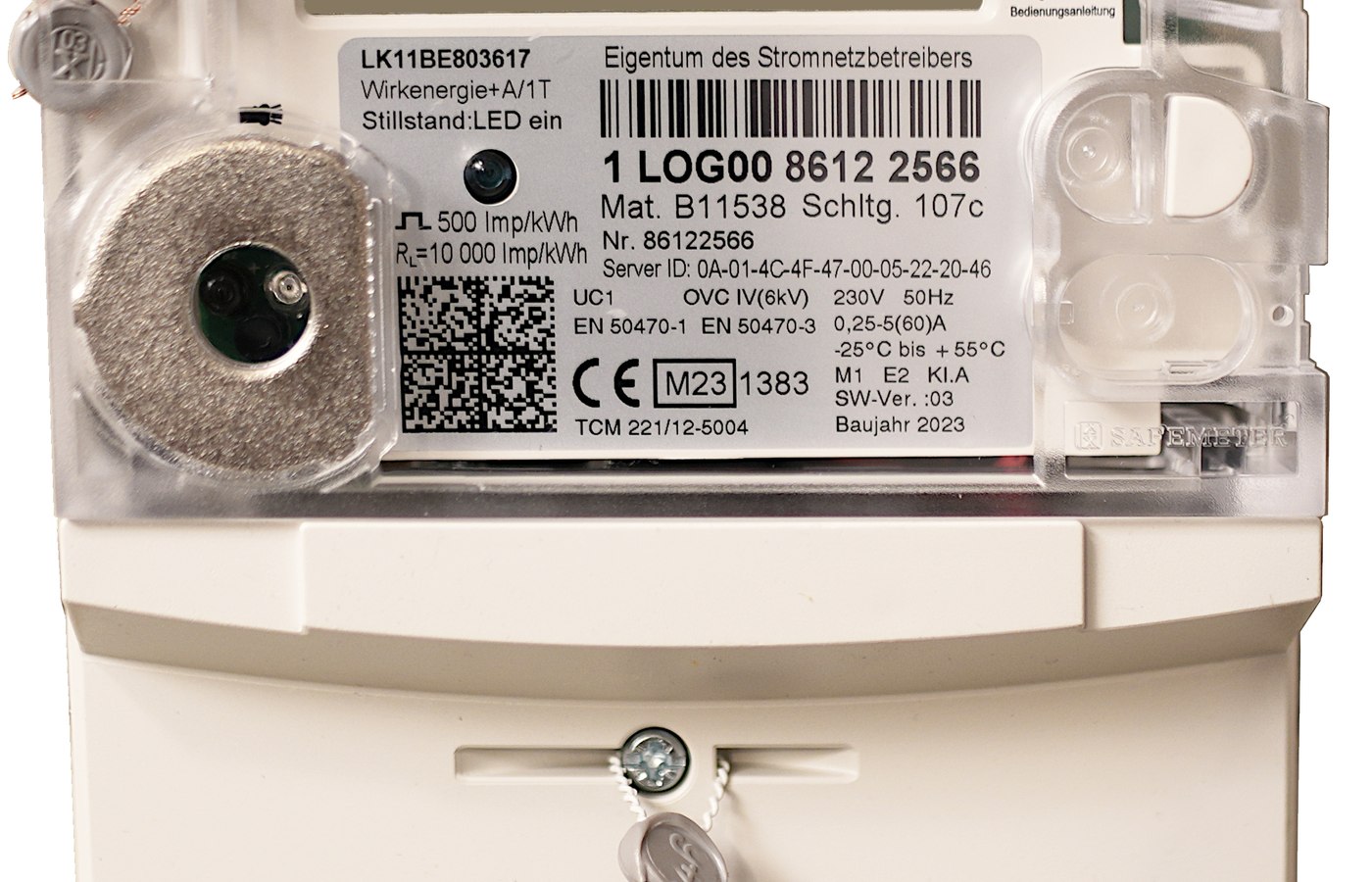 energy monitor placement in meter cupboards, kitchen counters and plug-in appliance checks for the Best Plug-In Energy Monitors for Finding High-Use Devices guide